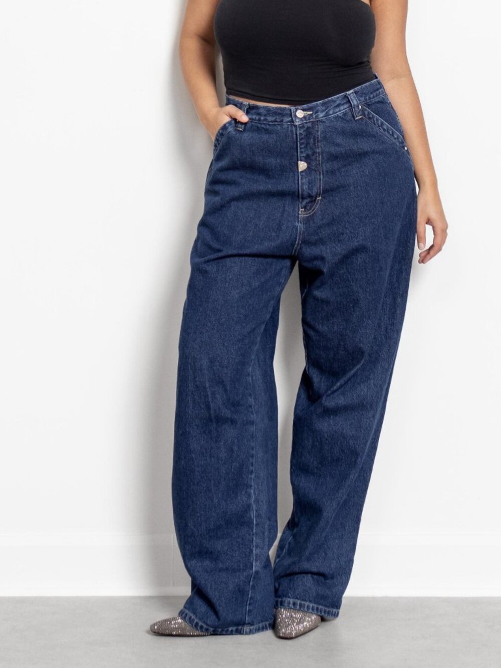 Vintage High Waist Baggy Jeans: Dark Wash Denim, Size 16/18